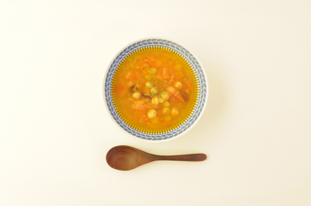 豆のスパイシースープ